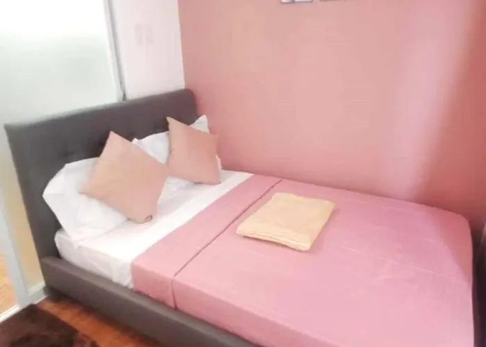 Quezon Apartment1 Victoria Sports Tower Apartment *